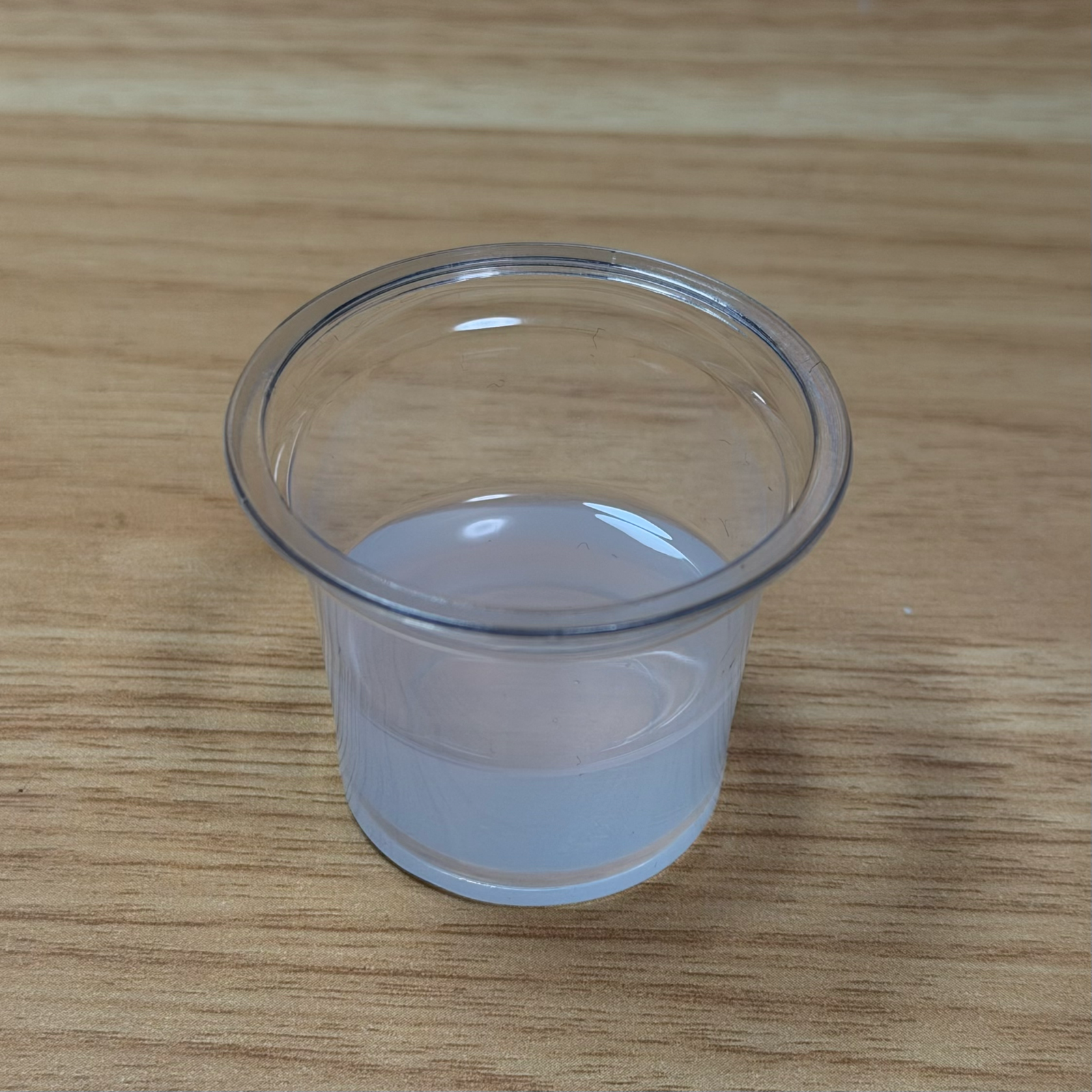 混ぜて脱泡したシリコーン